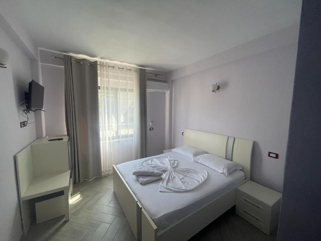 Hotel Ferrara Durrës Eksteriør bilde